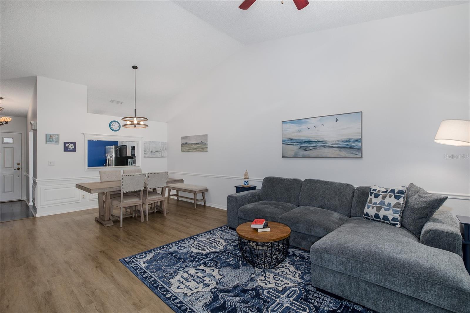 FOREST PARK CONDO - Residential