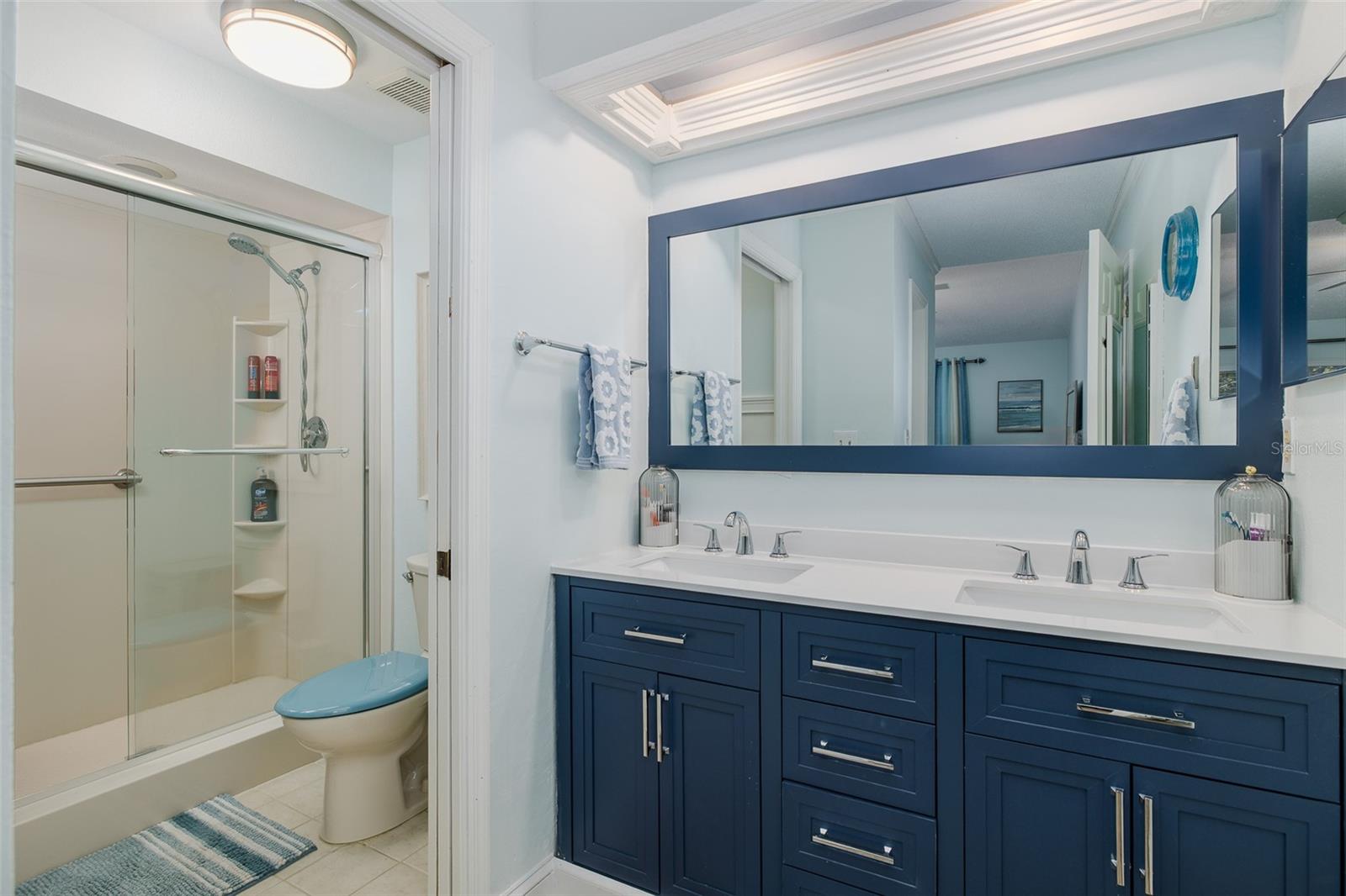 FOREST PARK CONDO - Residential