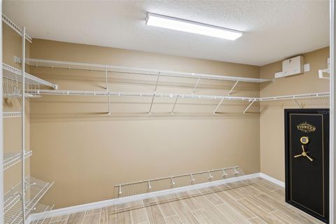 Tiny photo for 15305 Shady Lane, Tavares, FL 32778 (MLS # G5104723)