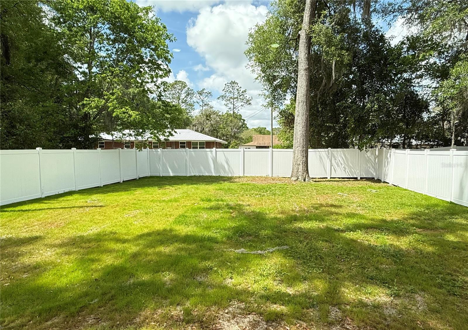 OAK VILLA REP - Residential