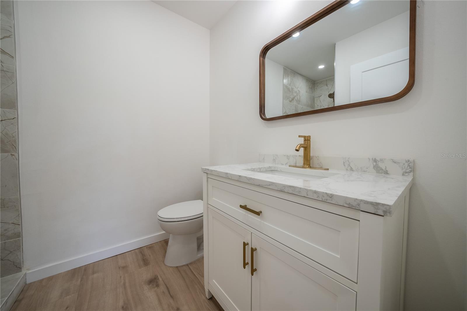 OAK VILLA REP - Residential