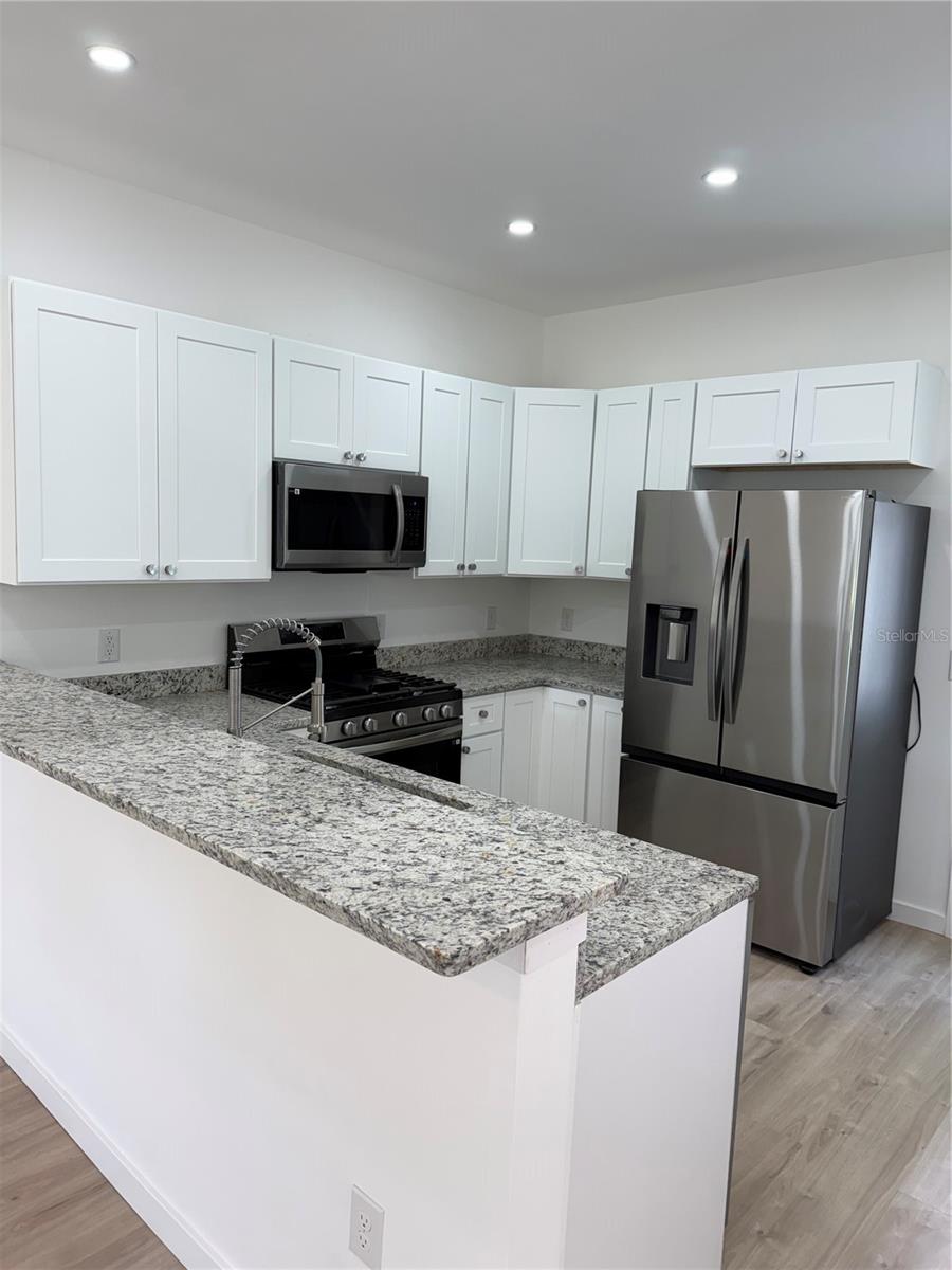 OAK VILLA REP - Residential