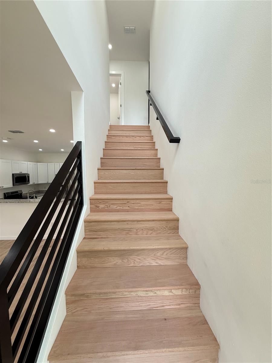 OAK VILLA REP - Residential