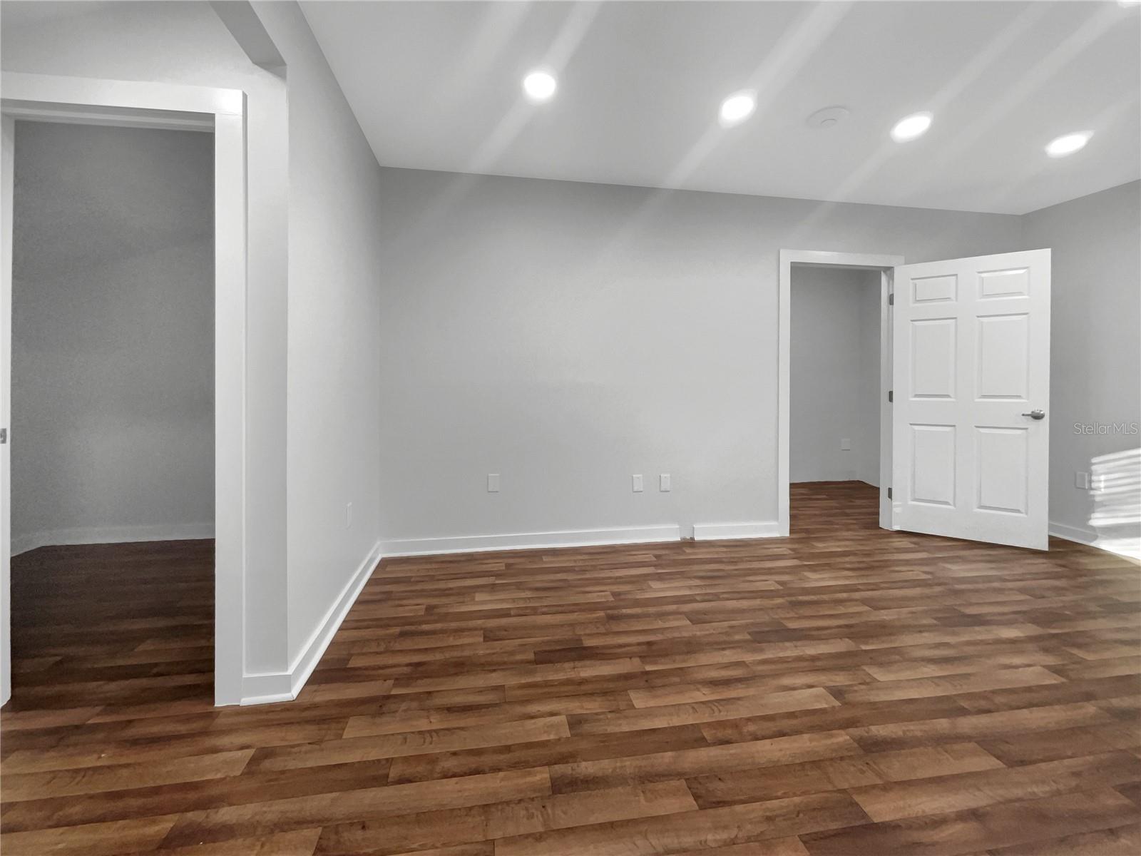 BRADEN OAKS - Residential