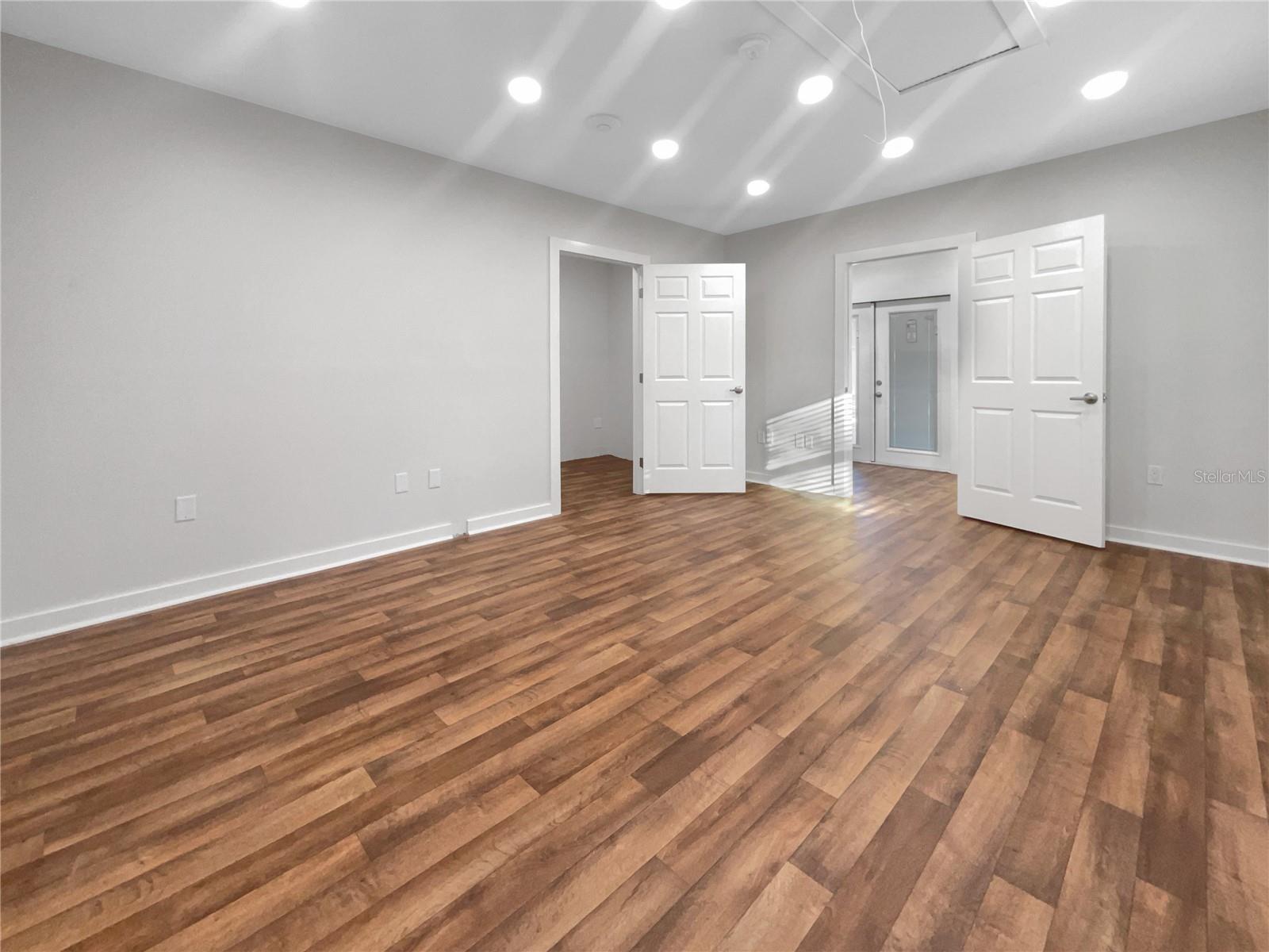 BRADEN OAKS - Residential