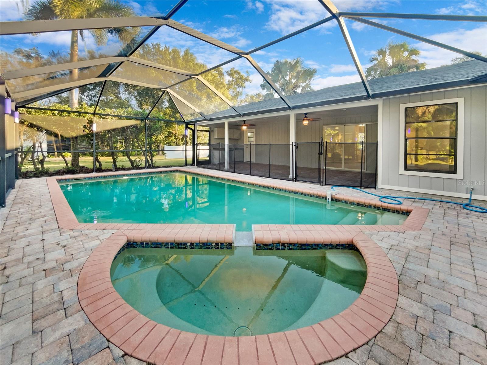 BRADEN OAKS - Residential