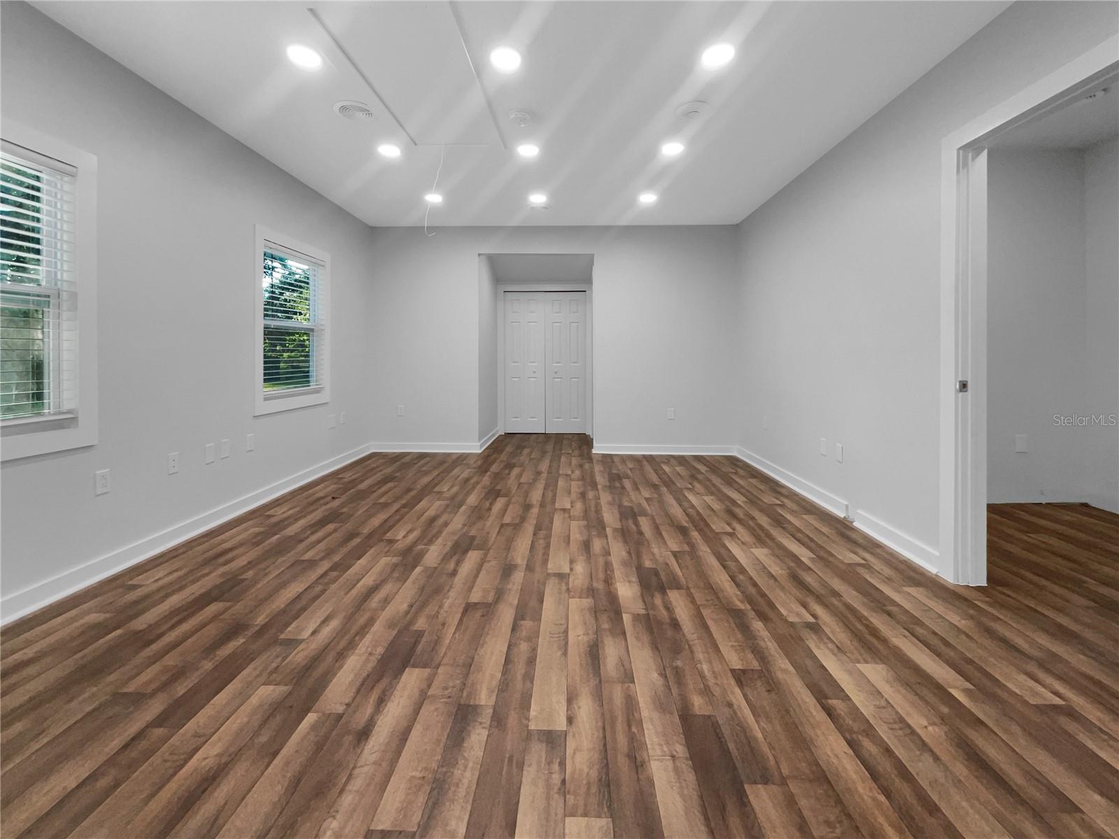 BRADEN OAKS - Residential