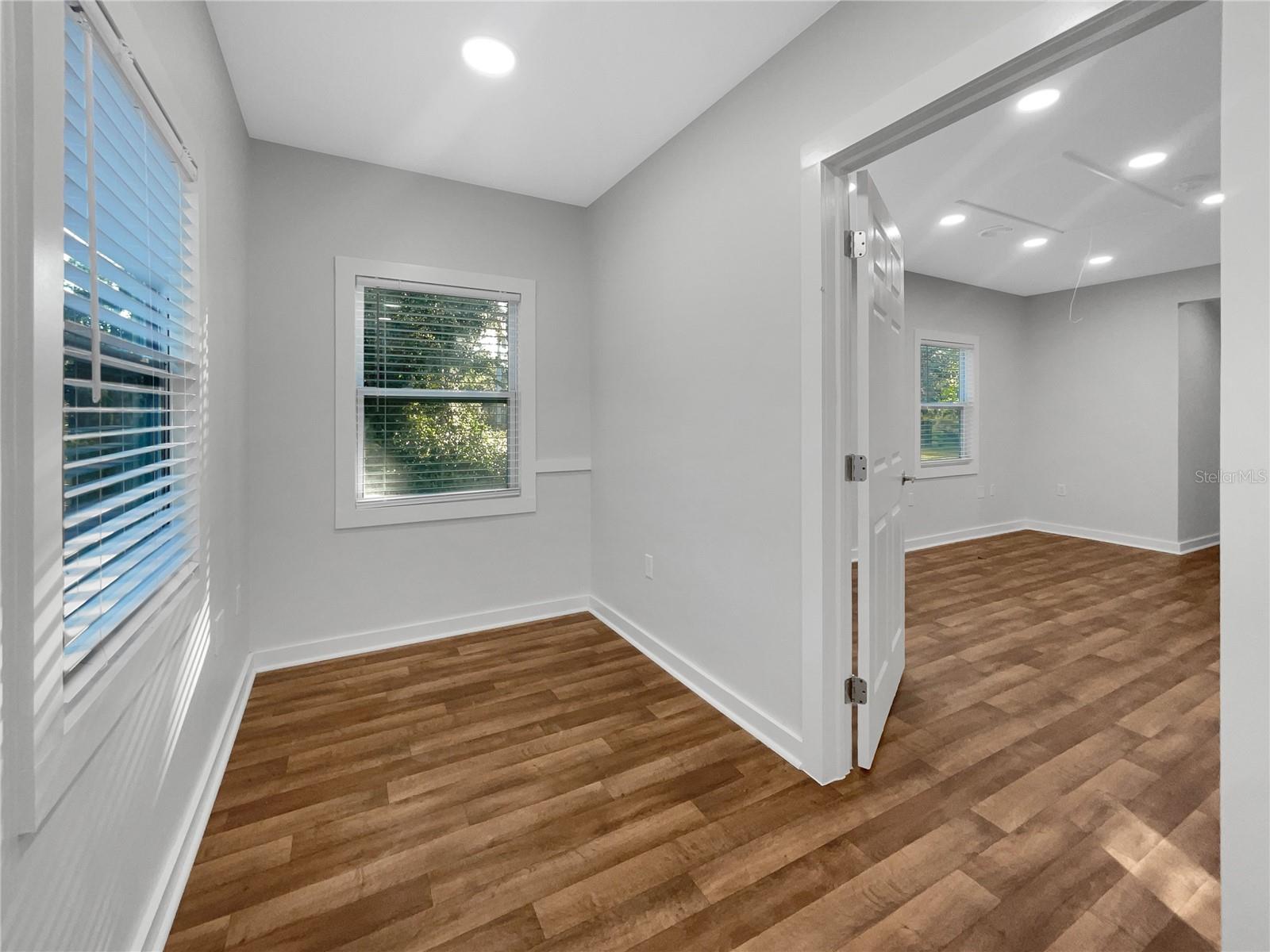 BRADEN OAKS - Residential