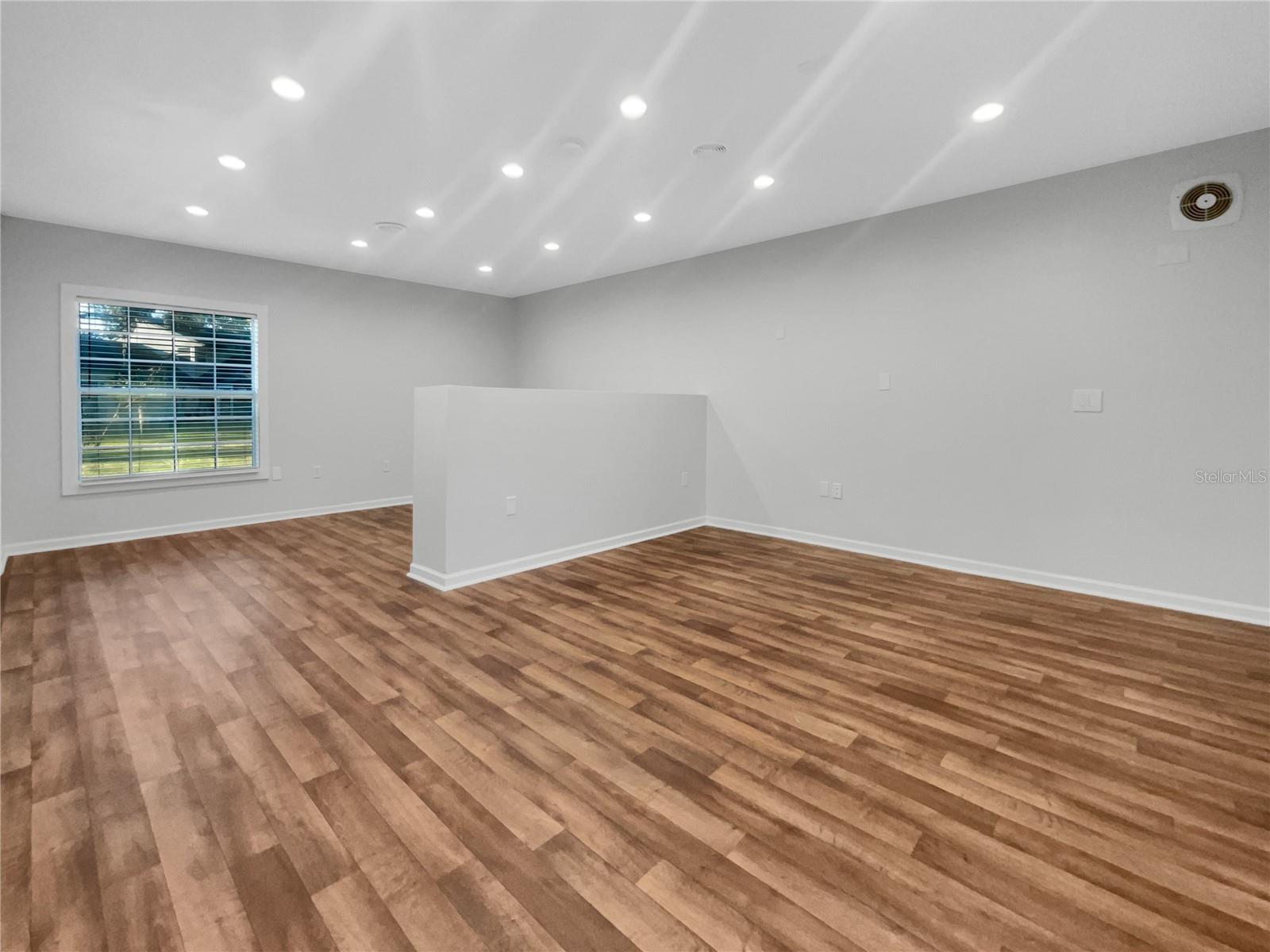 BRADEN OAKS - Residential