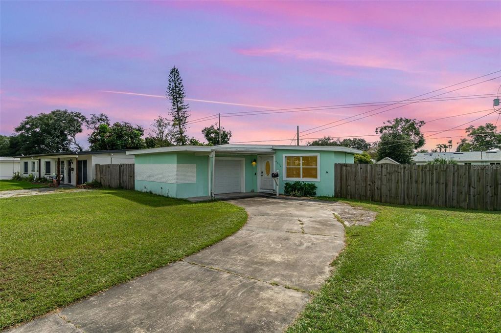 Photo of 4514 Rockledge Road, Orlando, FL 32807 (MLS # O6351537)