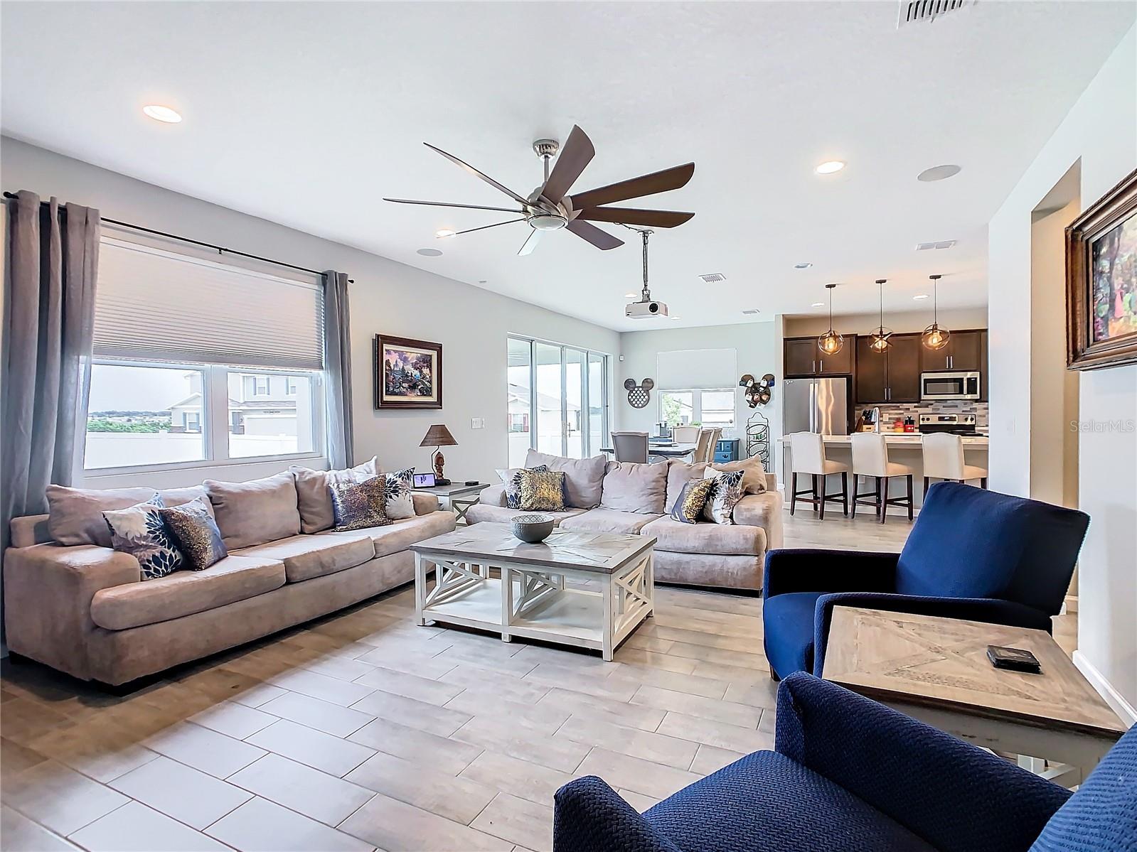 LAKE SMART POINTE - Residential