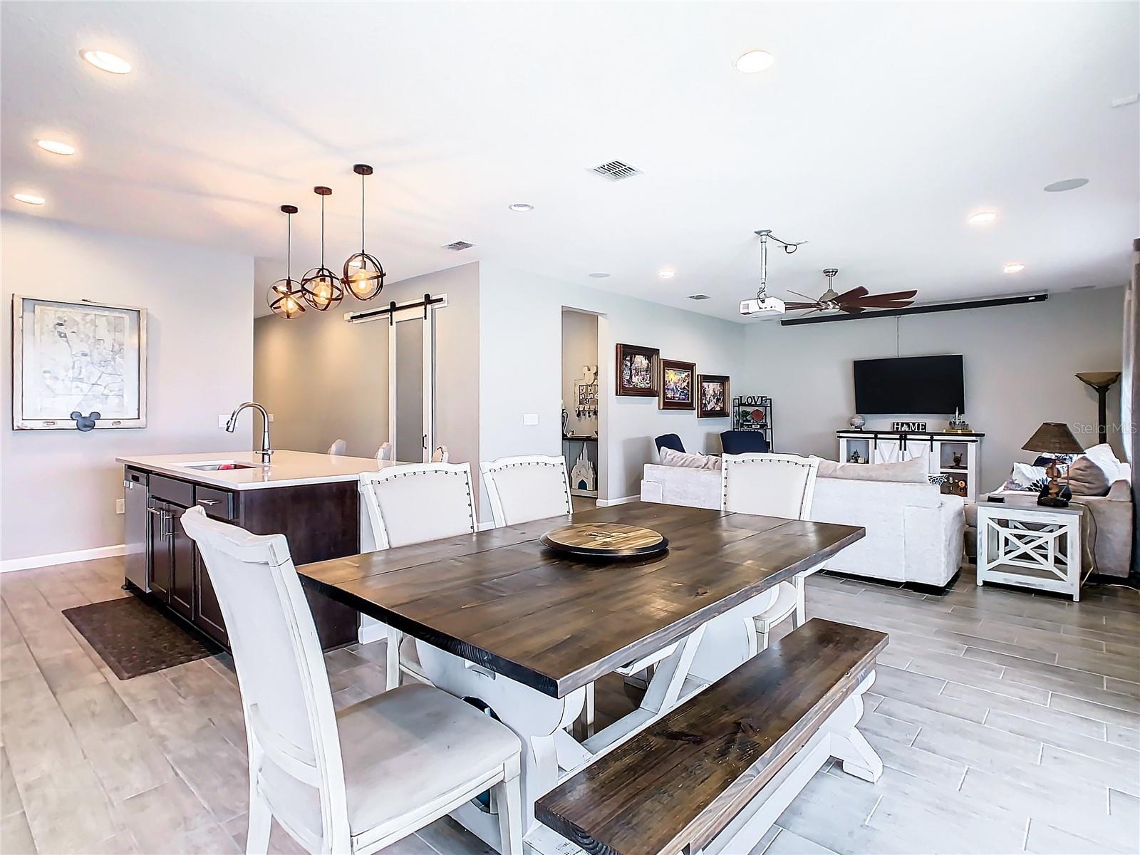 LAKE SMART POINTE - Residential