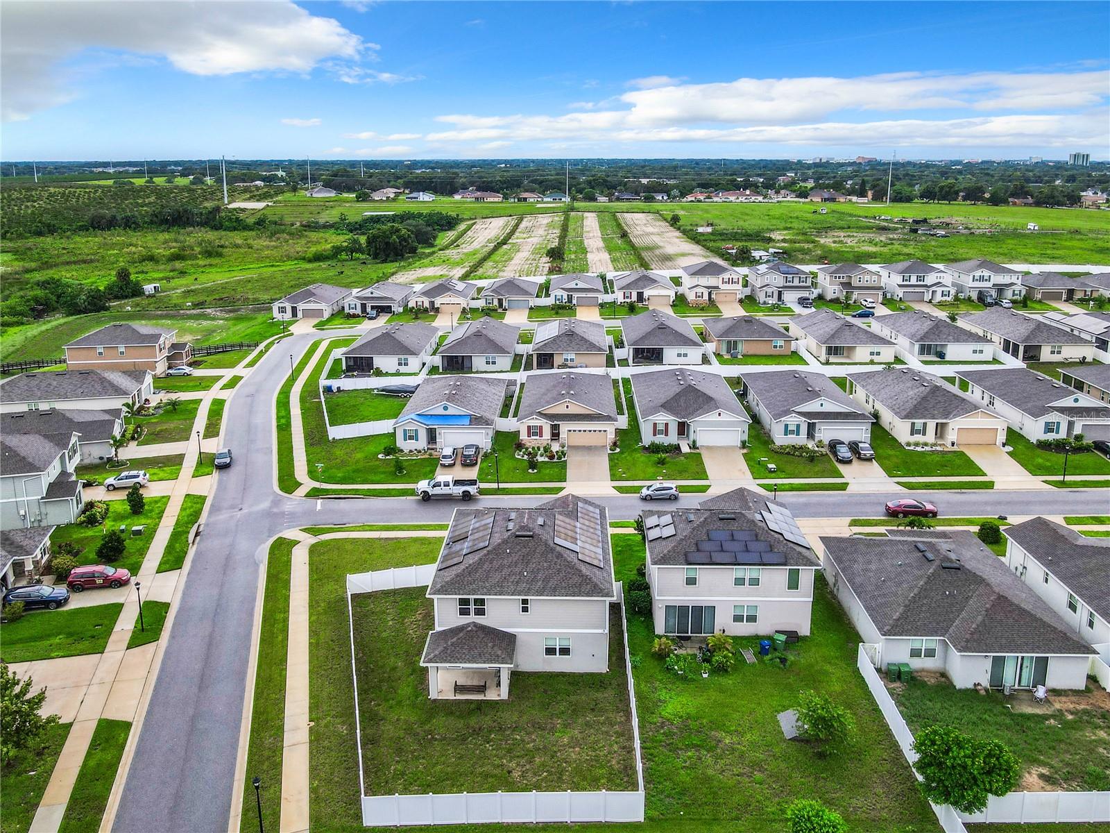LAKE SMART POINTE - Residential