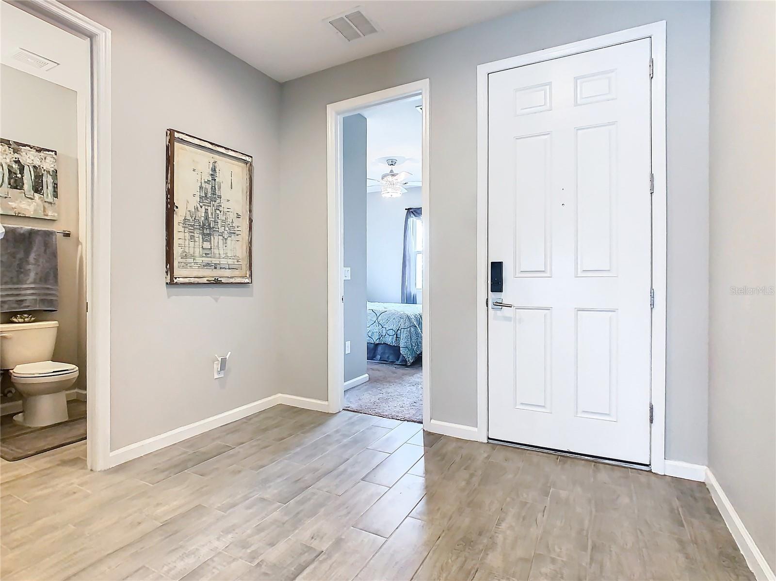 LAKE SMART POINTE - Residential