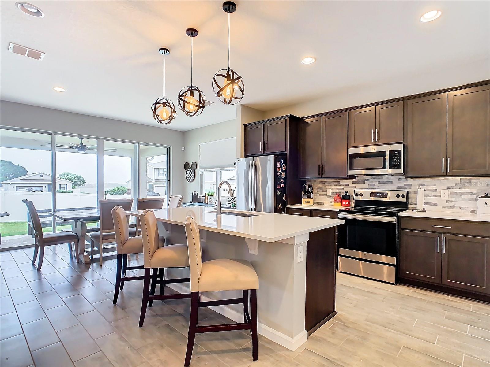 LAKE SMART POINTE - Residential
