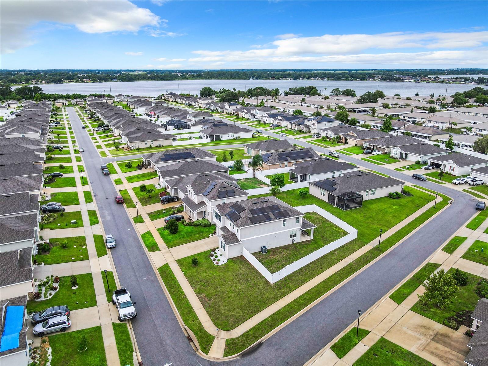 LAKE SMART POINTE - Residential
