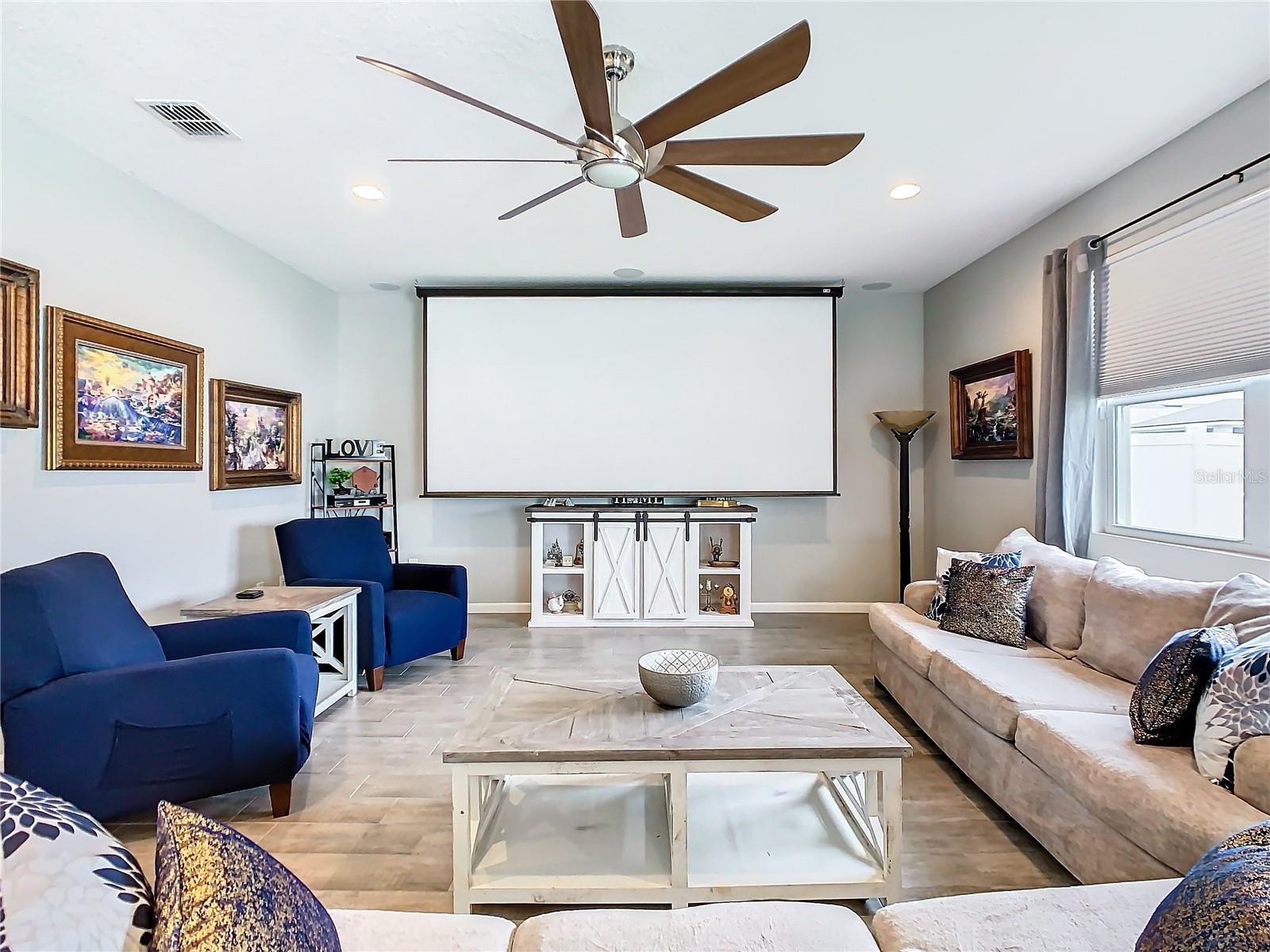 LAKE SMART POINTE - Residential