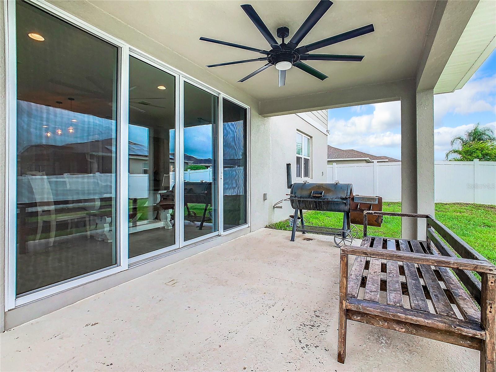 LAKE SMART POINTE - Residential