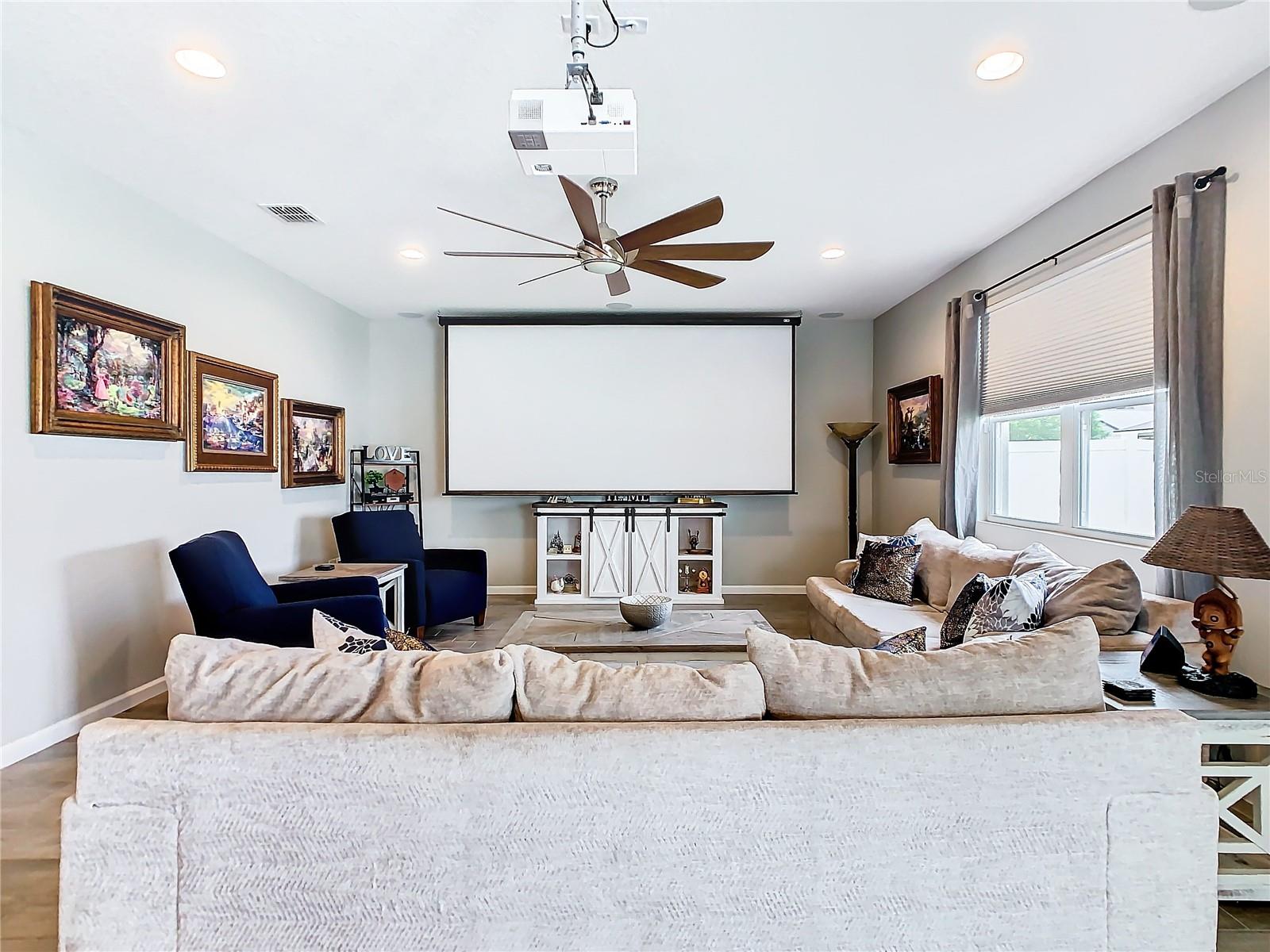 LAKE SMART POINTE - Residential