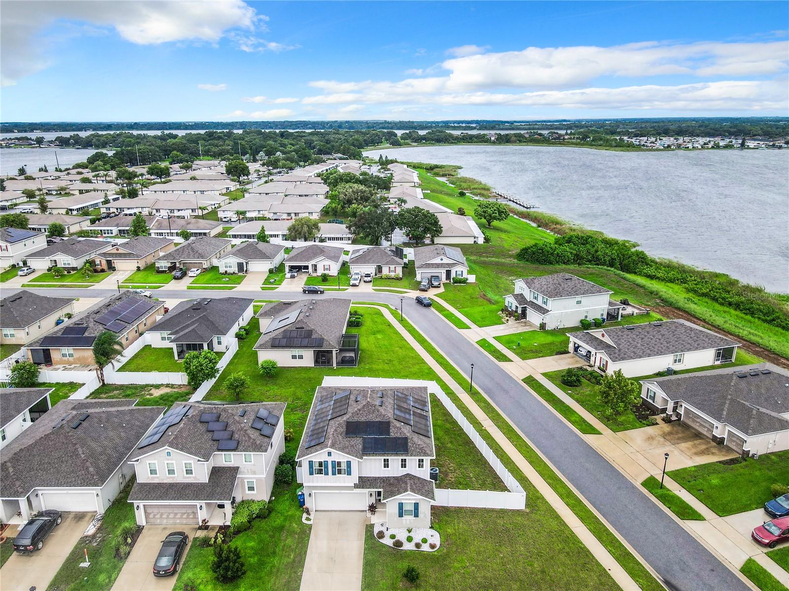 LAKE SMART POINTE - Residential
