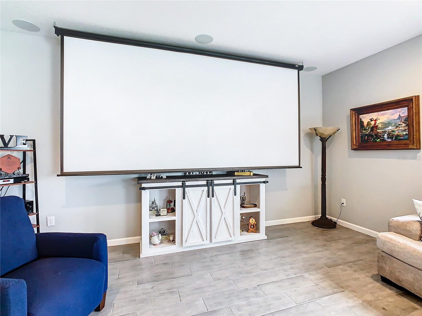 LAKE SMART POINTE - Residential