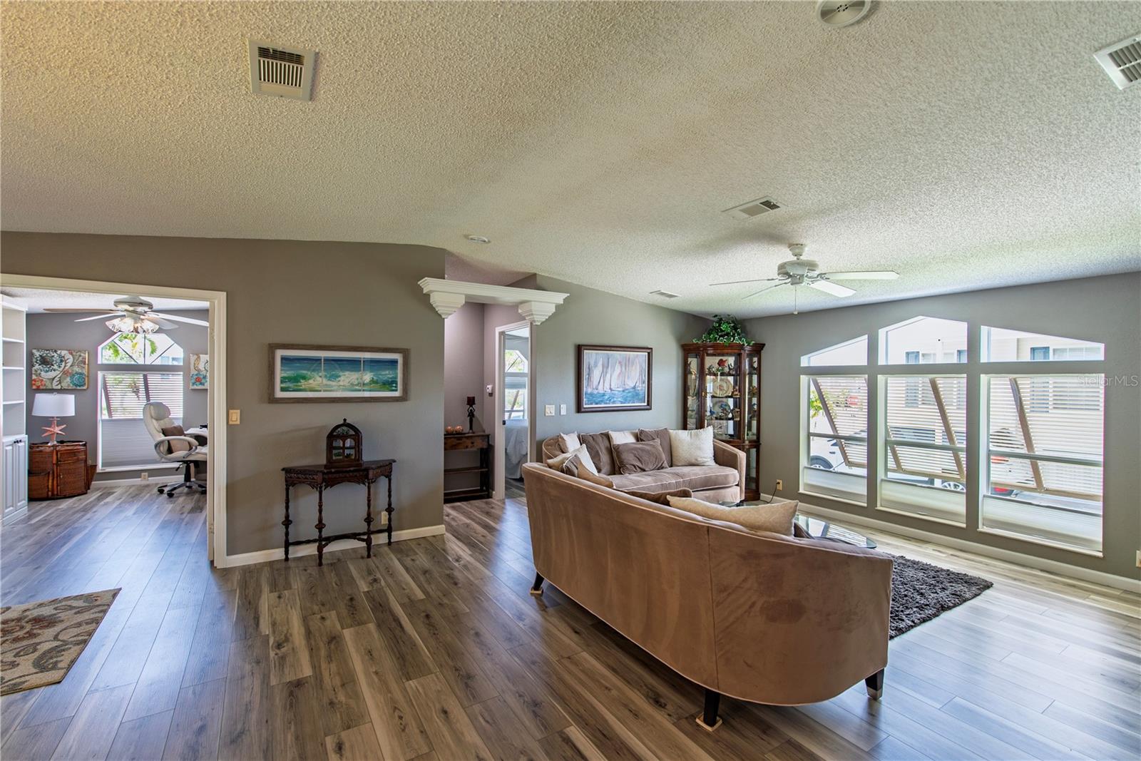 WINDMILL VILLAGE - Residential