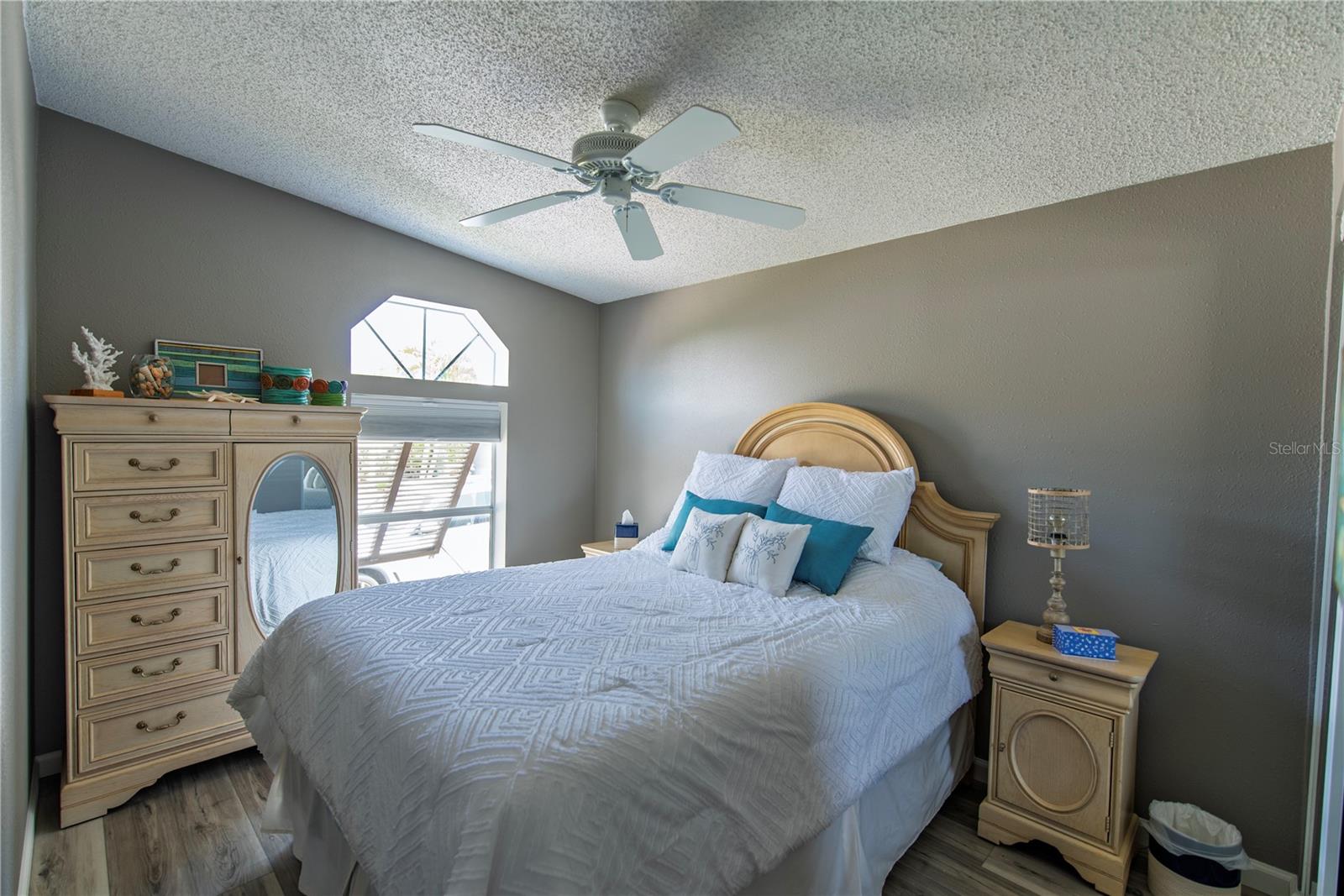 WINDMILL VILLAGE - Residential