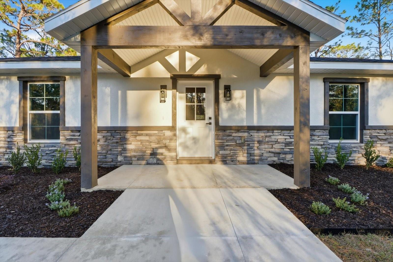 7515 N WINDBROOK DRIVE