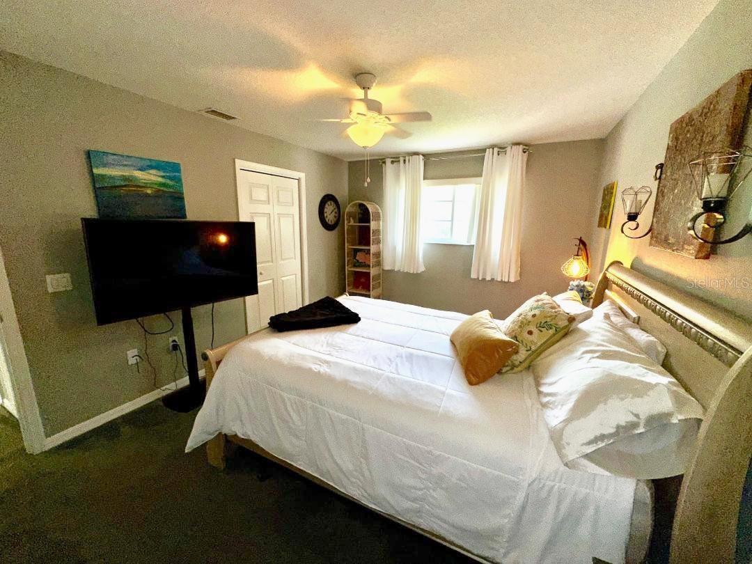 LAKESIDE TOWN HOMES CONDO - Residential