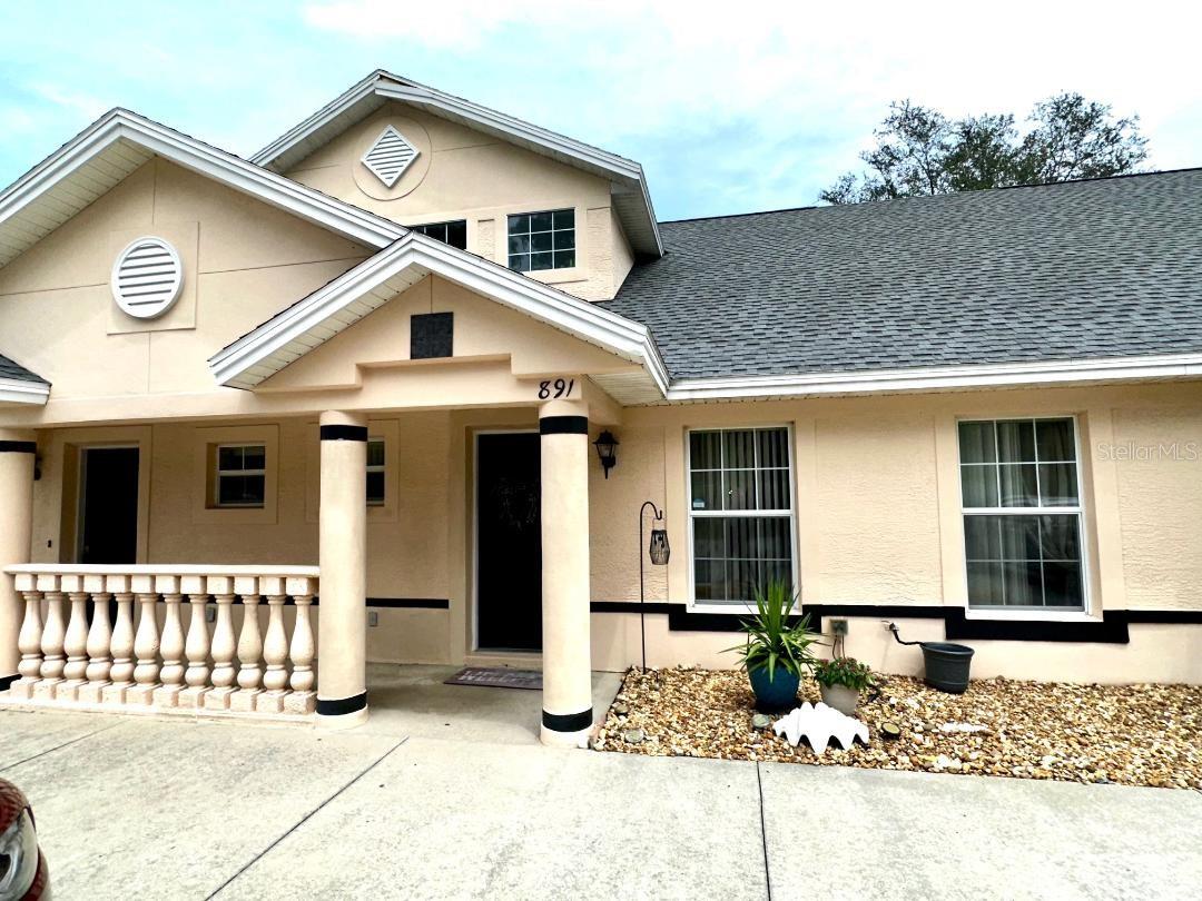 LAKESIDE TOWN HOMES CONDO - Residential