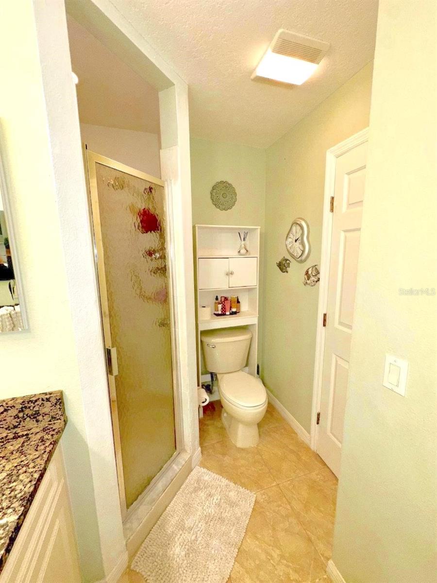 LAKESIDE TOWN HOMES CONDO - Residential