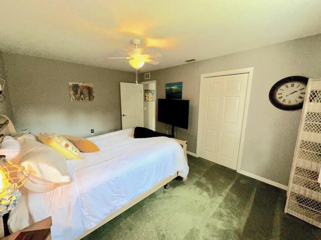 LAKESIDE TOWN HOMES CONDO - Residential