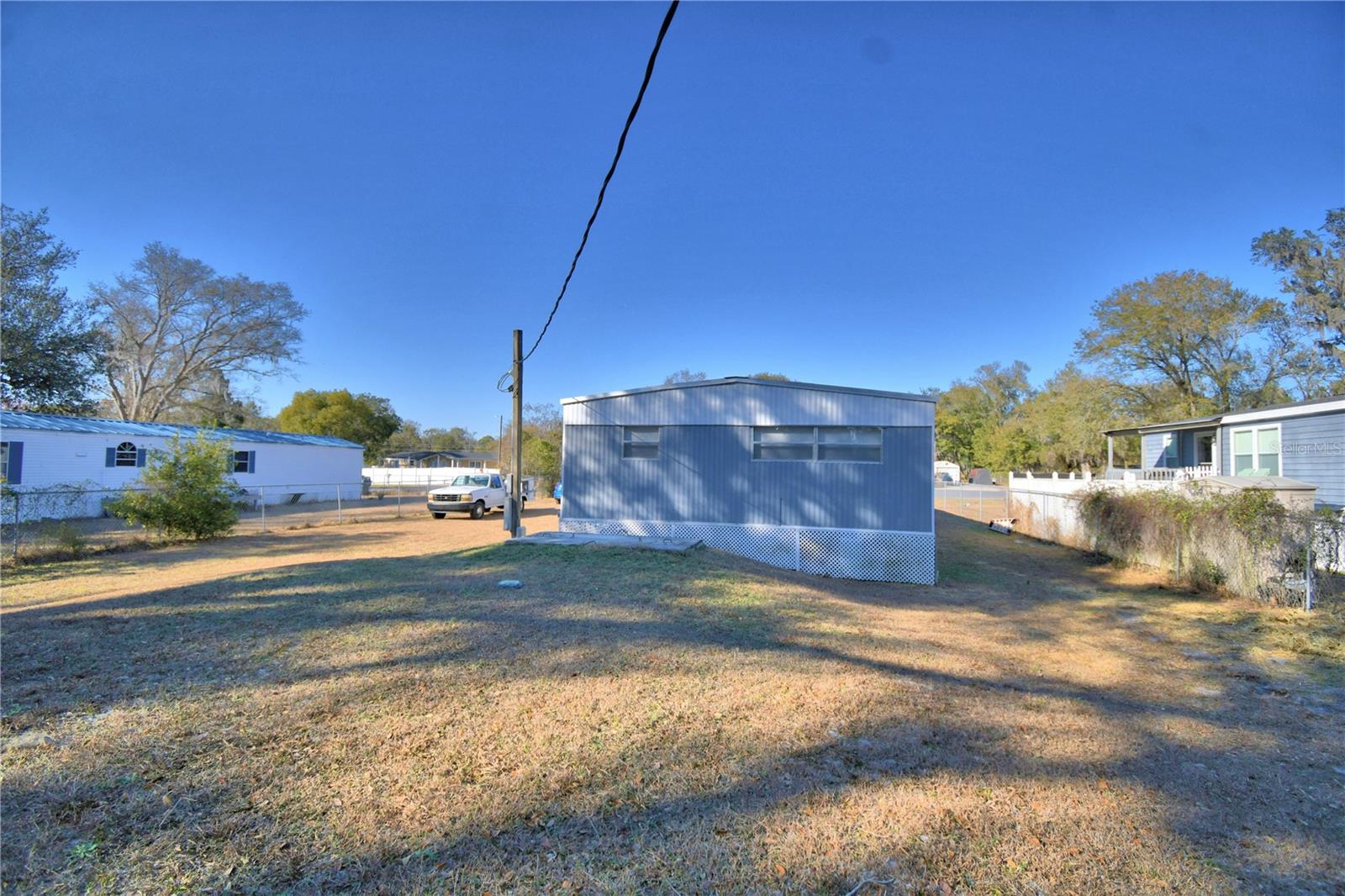 LEISURE ESTATES - Residential