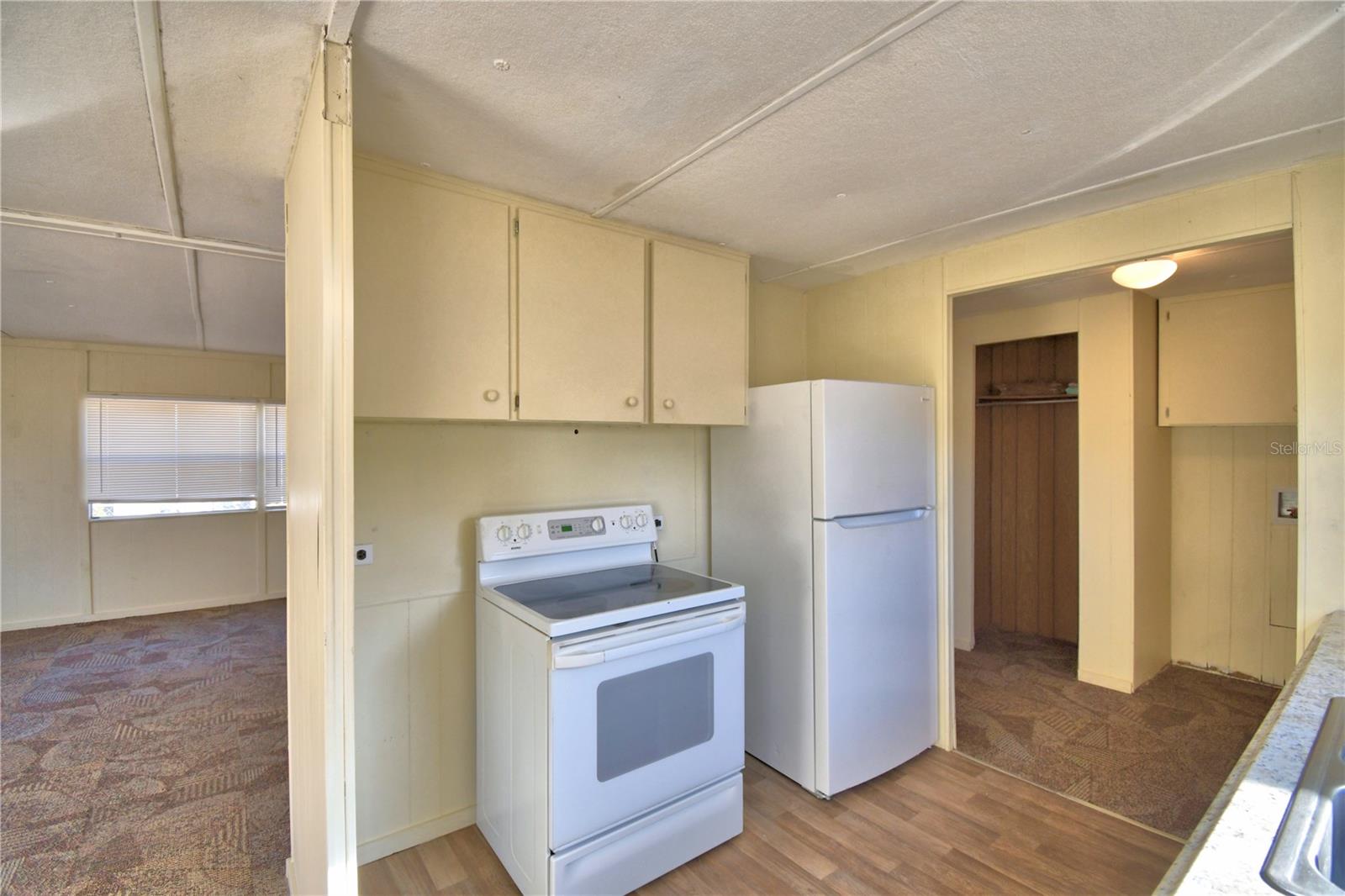 LEISURE ESTATES - Residential