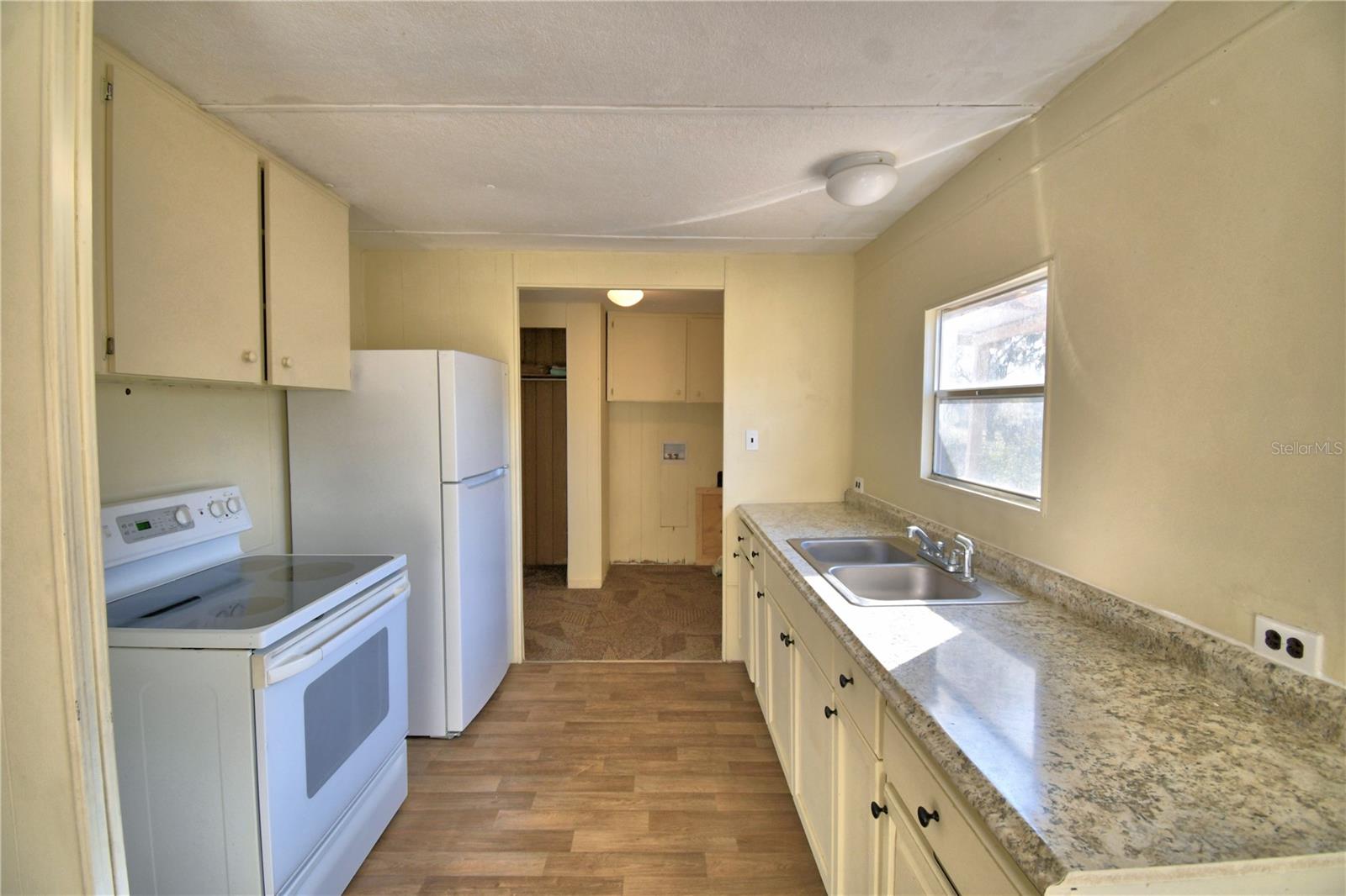 LEISURE ESTATES - Residential