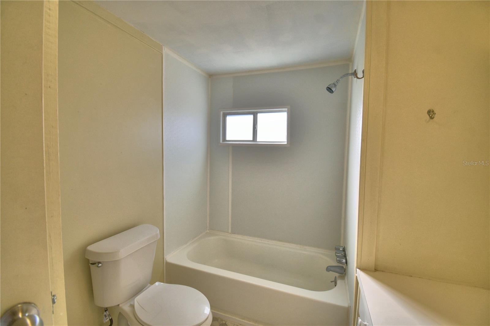 LEISURE ESTATES - Residential