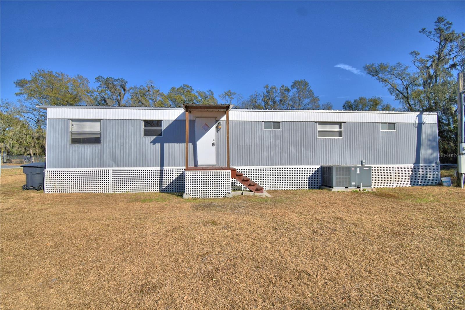 LEISURE ESTATES - Residential