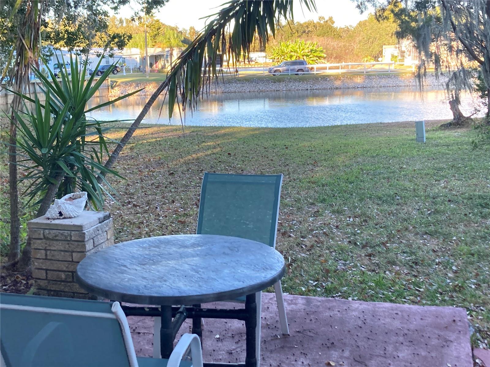 THE LAKES AT COUNTRY WOOD - Residential Lease