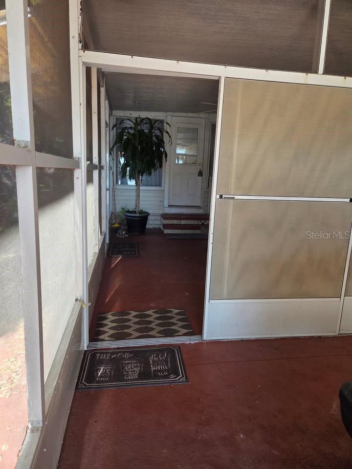 THE LAKES AT COUNTRY WOOD - Residential Lease