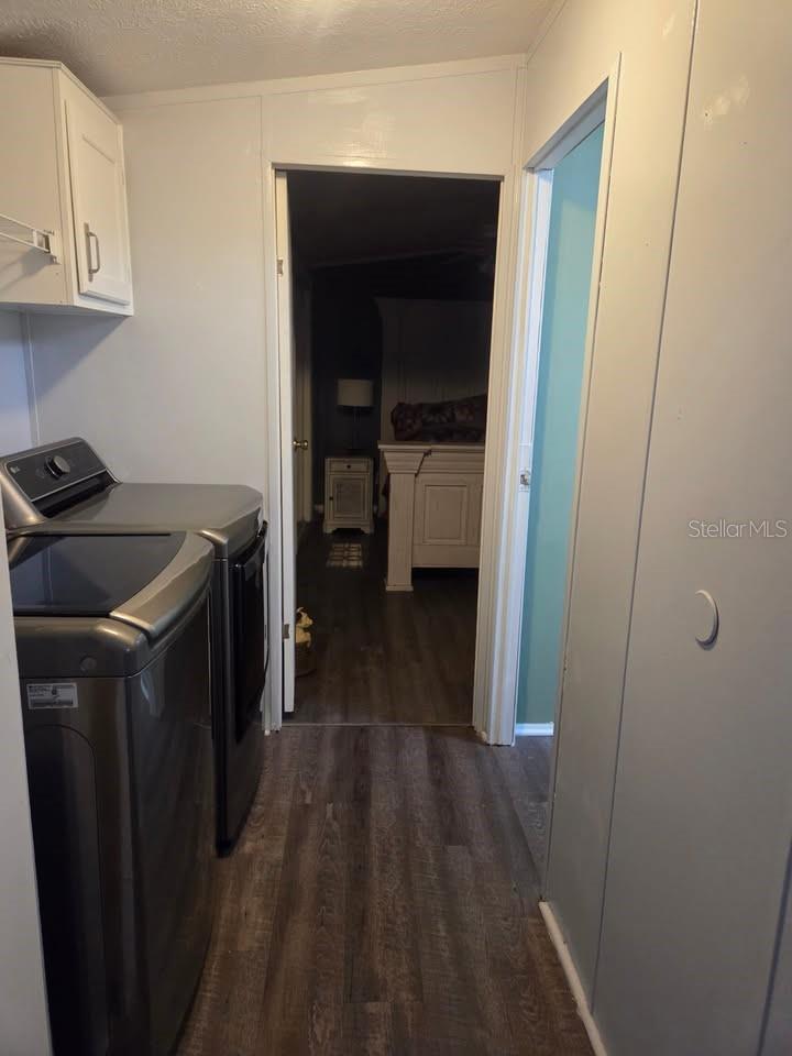 THE LAKES AT COUNTRY WOOD - Residential Lease