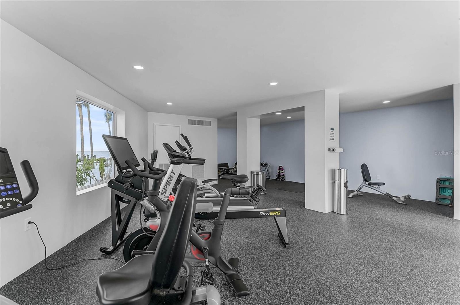 CONDO ON THE BAY TOWER II - Residential