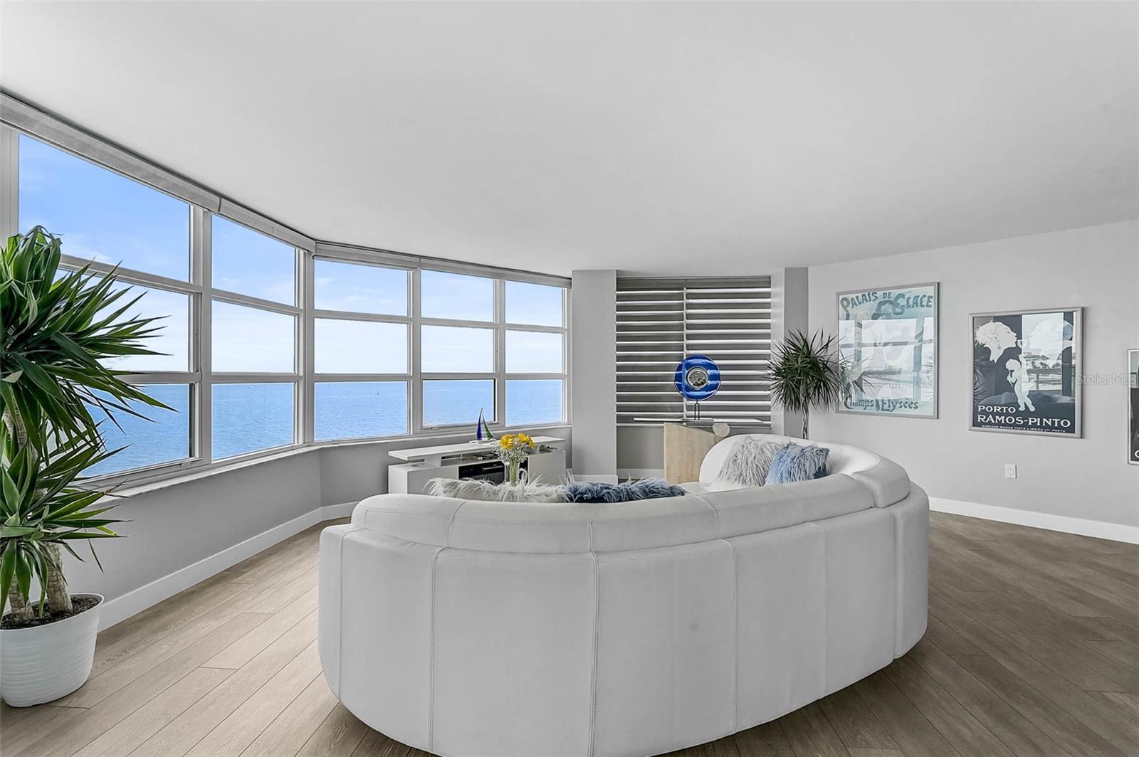 CONDO ON THE BAY TOWER II - Residential