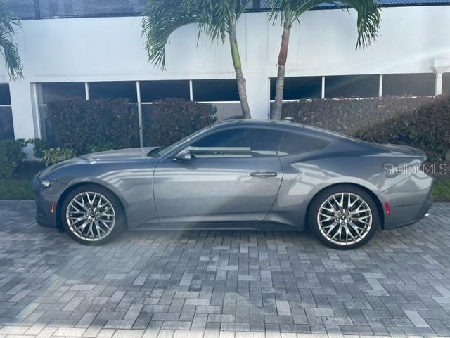 CONDO ON THE BAY TOWER II - Residential