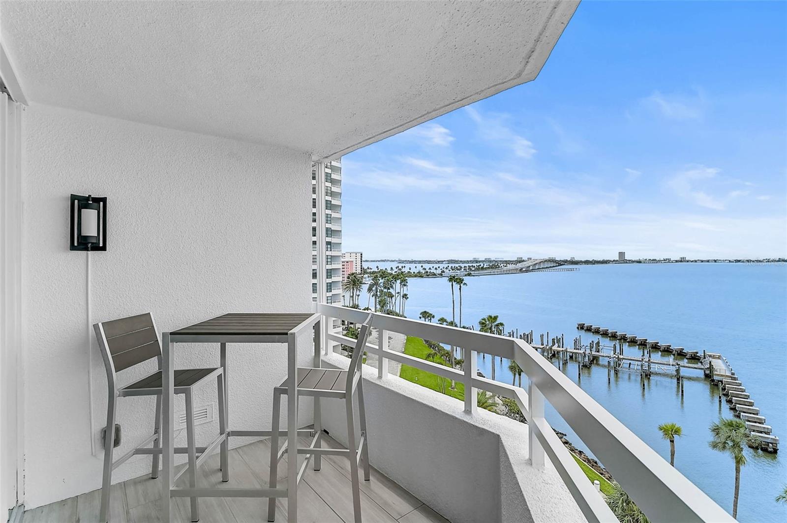 CONDO ON THE BAY TOWER II - Residential