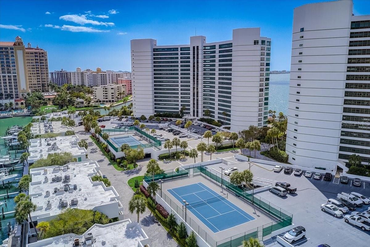 CONDO ON THE BAY TOWER II - Residential