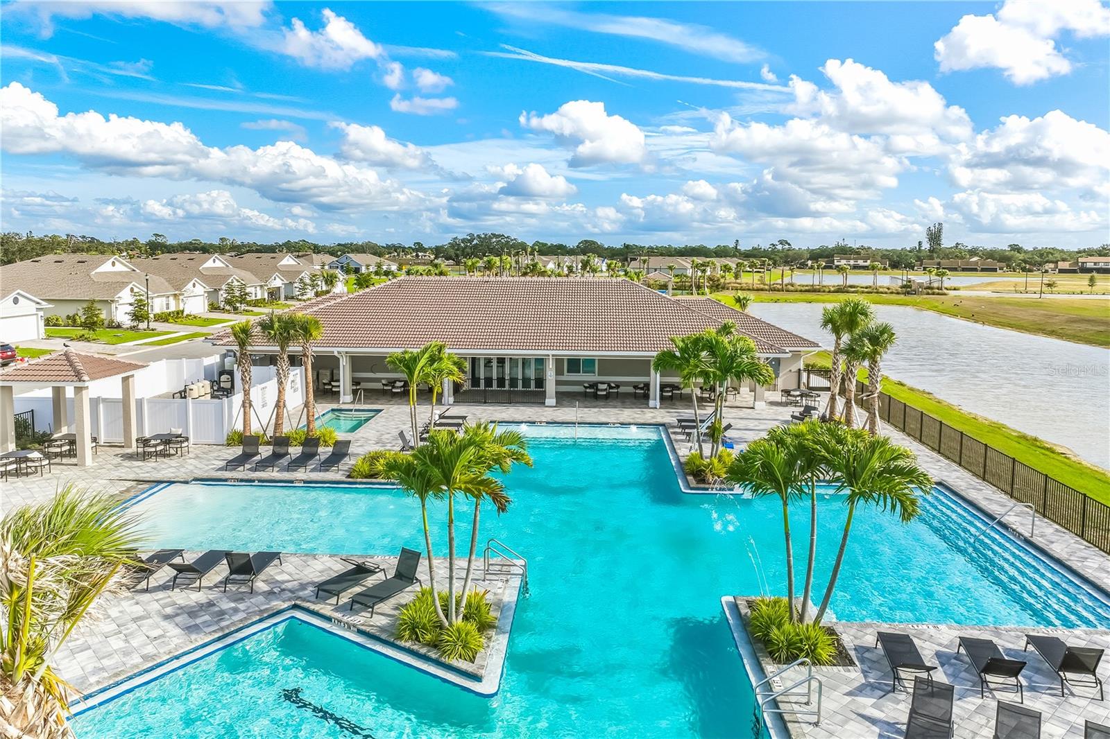 CENTRAL PARC - Residential