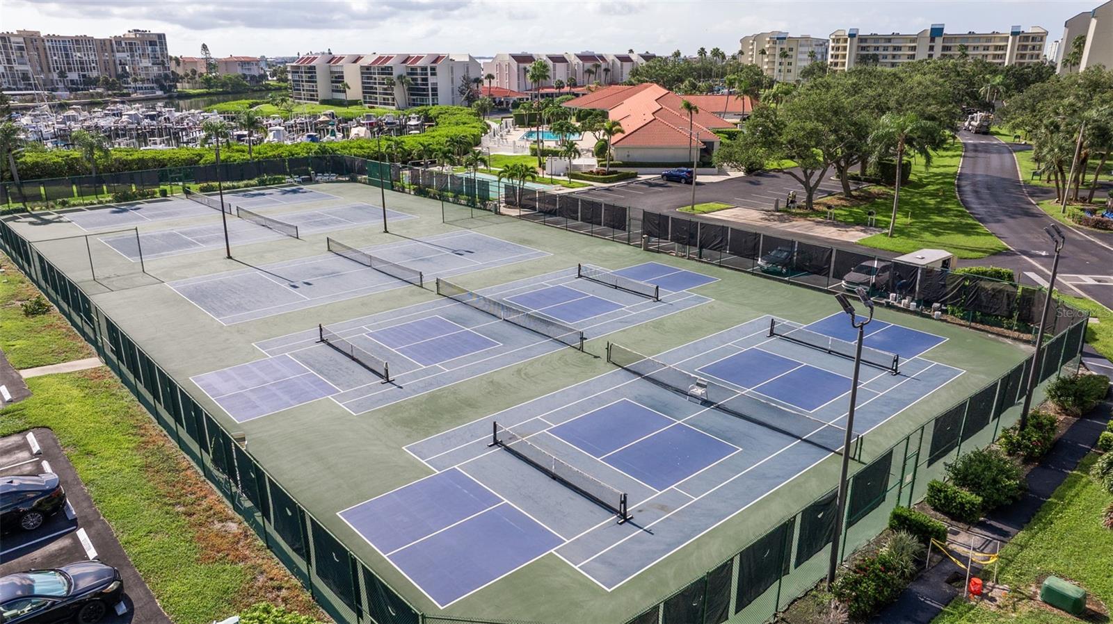 HARBOURSIDE CONDO - Residential