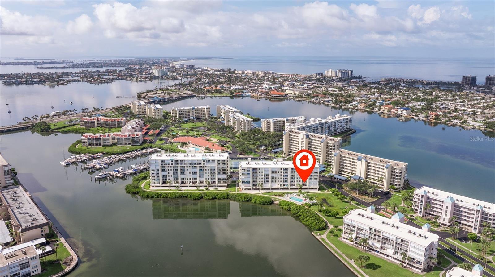 HARBOURSIDE CONDO - Residential