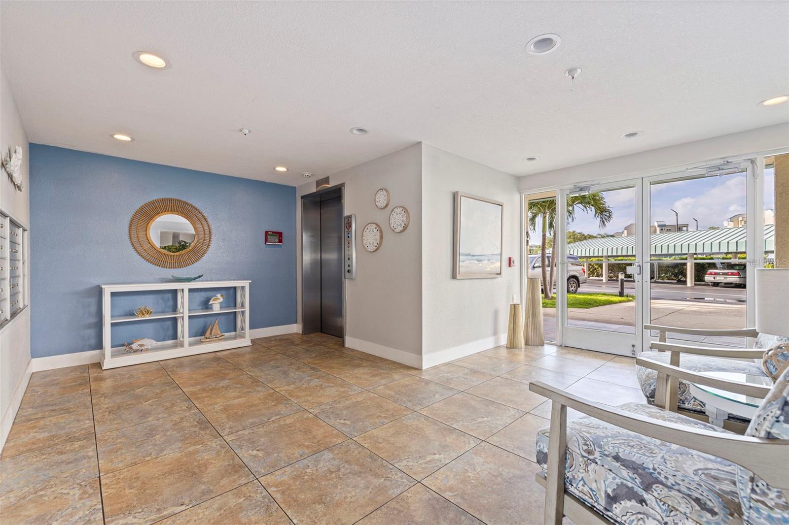 HARBOURSIDE CONDO - Residential