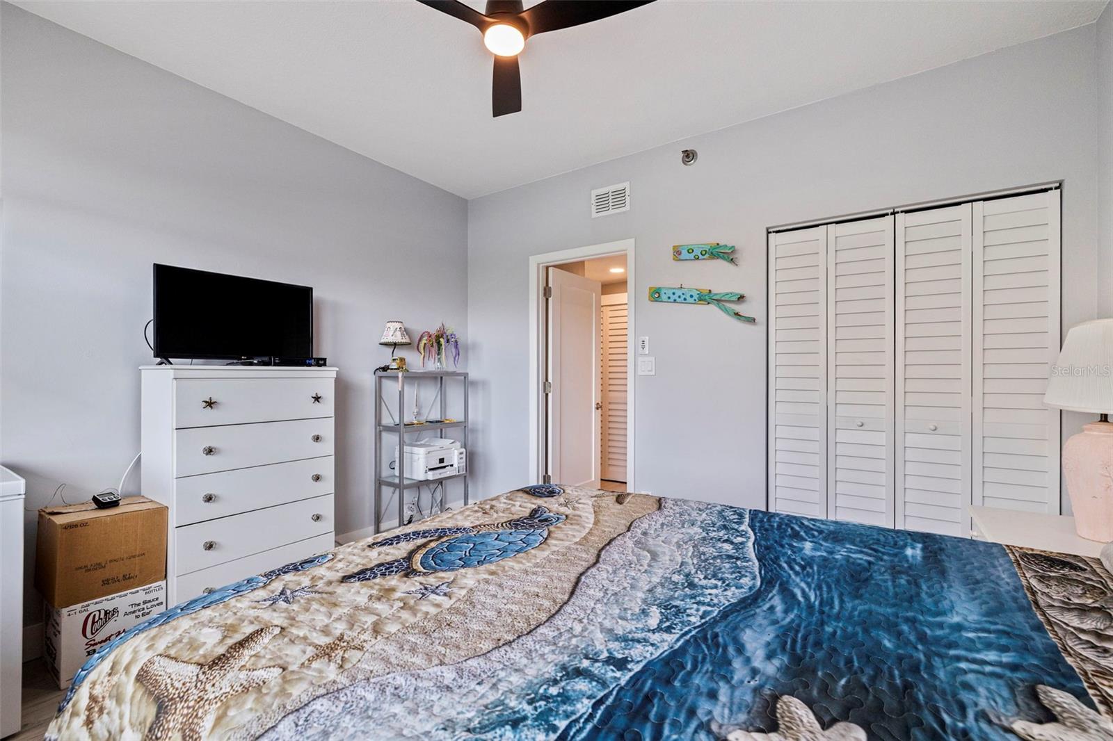 HARBOURSIDE CONDO - Residential